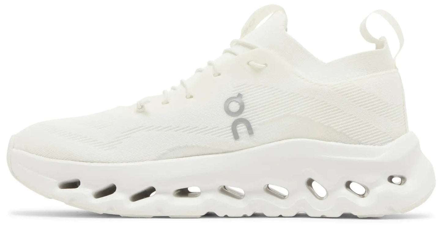 On x LOEWE Cloudtilt 'White'