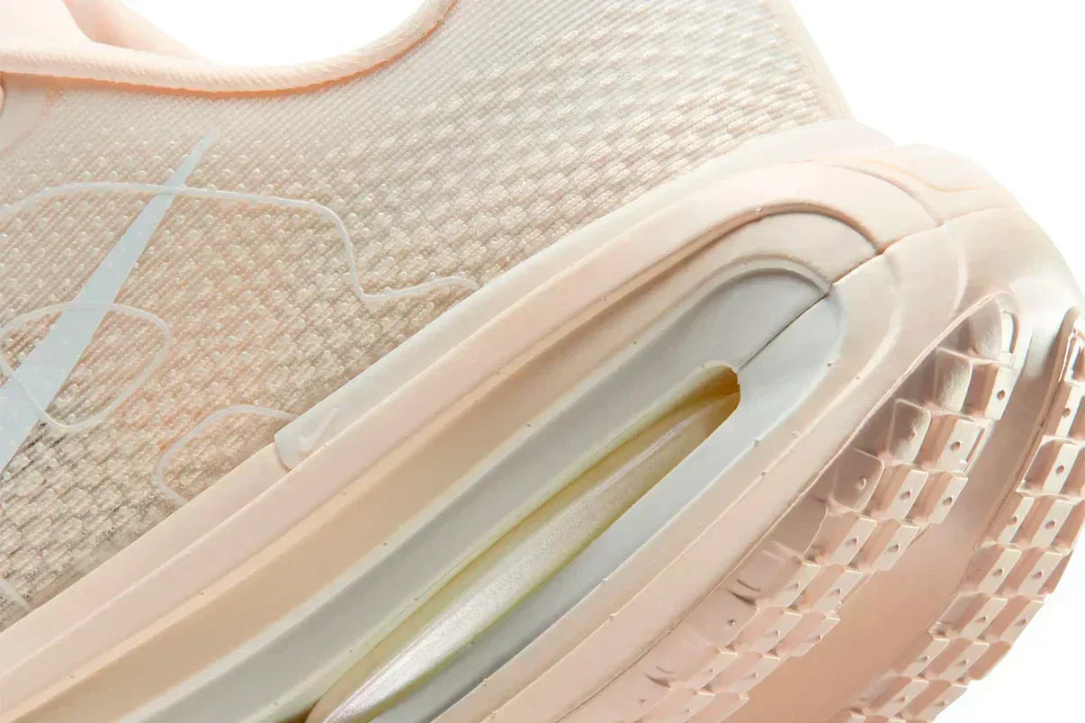 Nike Vomero Premium Chalk Beige