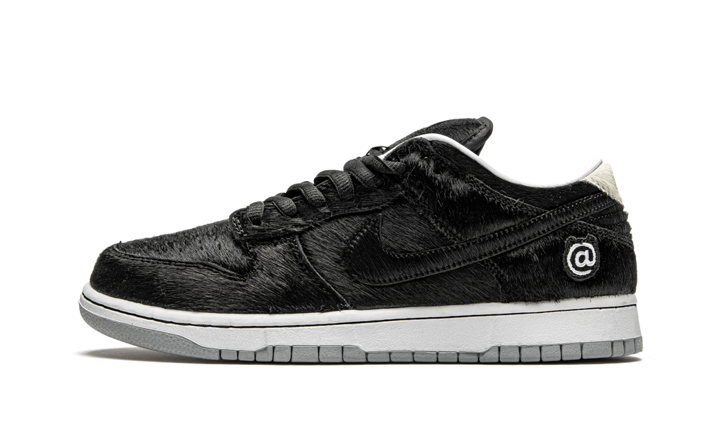 Nike SB Dunk Low "Medicom Toy - BE@RBRICK"