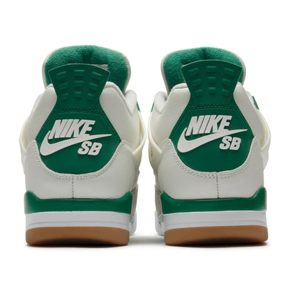 Preloved - Air Jordan 4 Retro SB Pine Green