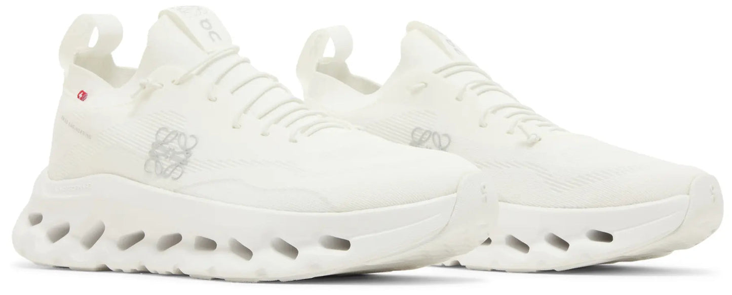 On x LOEWE Cloudtilt 'White'