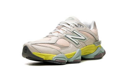 New Balance 9060 Moonbeam