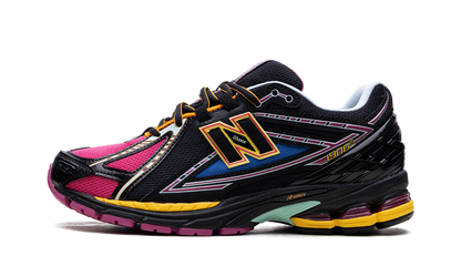 New Balance 1906R "Black/Pink"