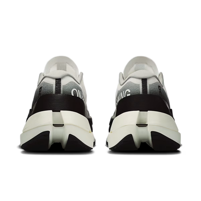 On Running Cloudboom Max 'White Black'