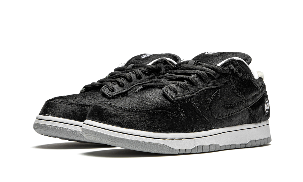 Nike SB Dunk Low "Medicom Toy - BE@RBRICK"